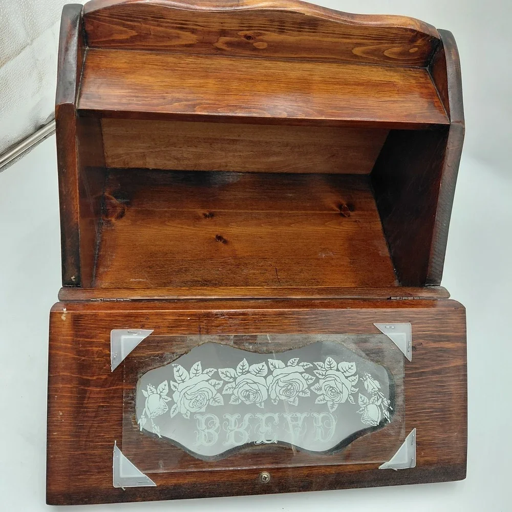 Vtg Wood Bread Box Roses Stenciled Glass Face Farmhouse Breadbox Cottagecore